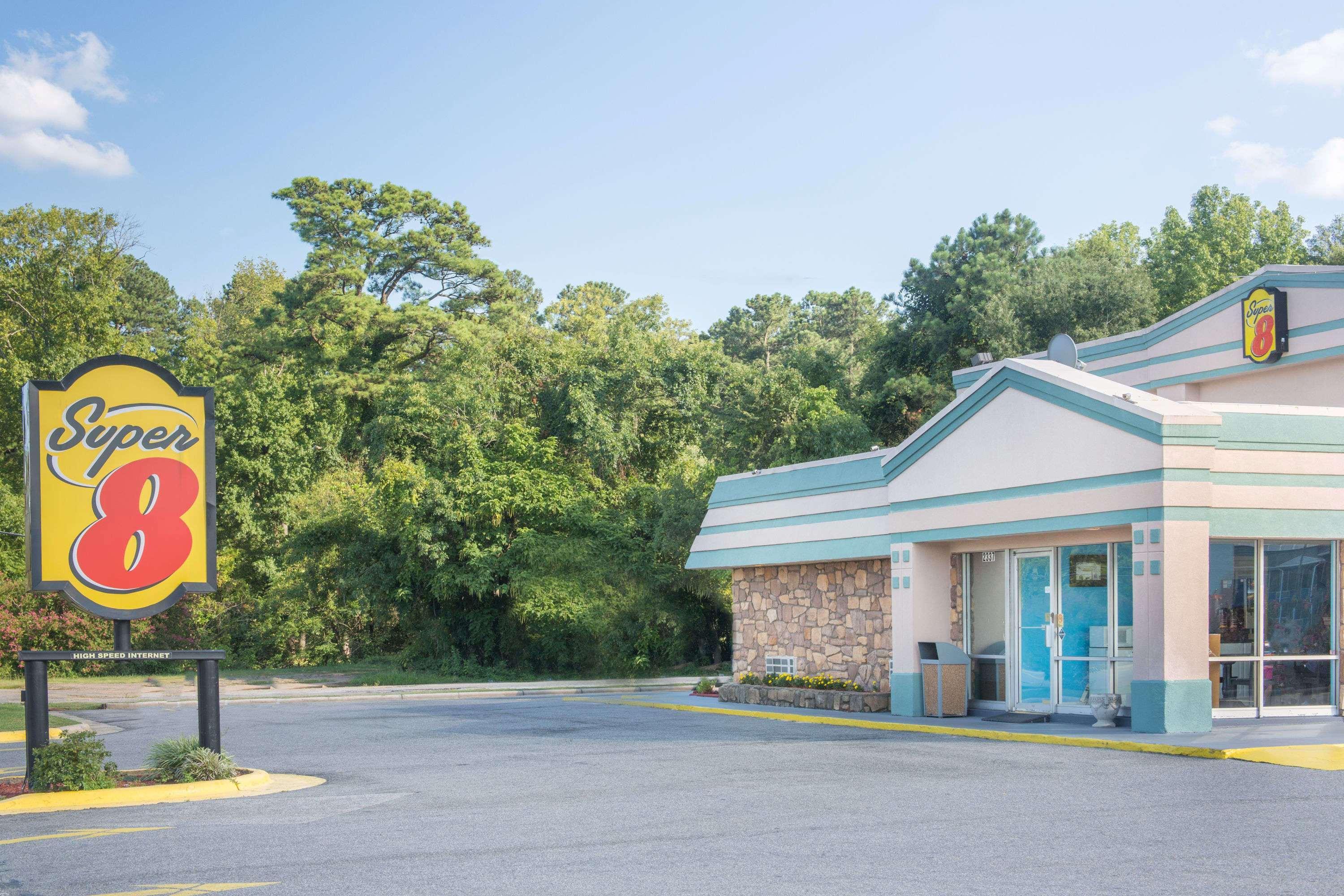 Super 8 By Wyndham Durham/University Area Nc Εξωτερικό φωτογραφία